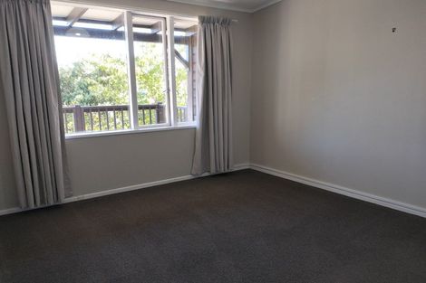 Photo of property in The Triangle, 2/33 Halswater Drive, Churton Park, Wellington, 6037
