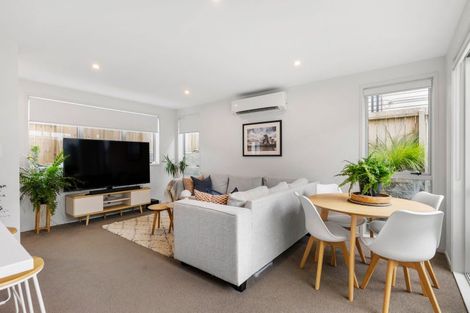 Photo of property in 6a Kotahi Road, Mount Wellington, Auckland, 1062