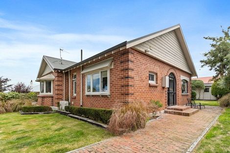 Photo of property in 19 Hill View Crescent, Highfield, Timaru, 7910