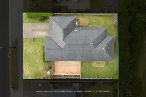 Photo of property in 5 Malbec Place, Huapai, Kumeu, 0810