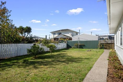 Photo of property in 42 Keepa Street, Levin, 5510