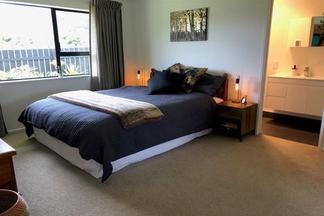 Photo of property in 108 Moana View Road, Waikawa, Picton, 7220