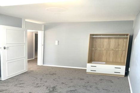 Photo of property in 2/166 Avonhead Road, Avonhead, Christchurch, 8042