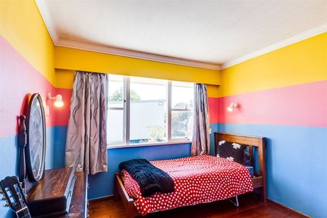 Photo of property in 60 Menin Road, Onekawa, Napier, 4110