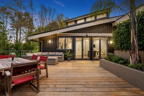 Photo of property in 70b Grand Vue Road, Kawaha Point, Rotorua, 3010