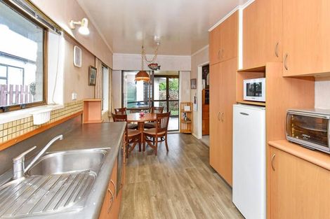 Photo of property in 29 Waimai Avenue, Weymouth, Auckland, 2103