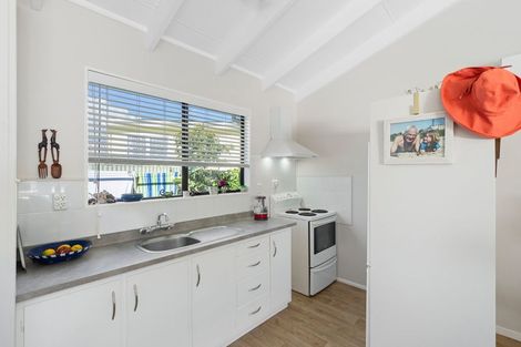 Photo of property in 106a Martin Road, Paraparaumu Beach, Paraparaumu, 5032
