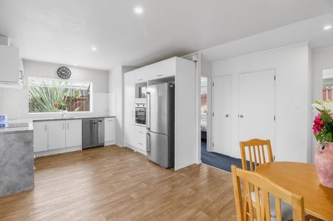 Photo of property in 23 Faram Place, Massey, Auckland, 0614