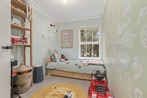 Photo of property in 80 Waima Crescent, Titirangi, Auckland, 0604