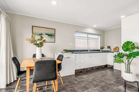 Photo of property in 38b Hartford Avenue, Papamoa Beach, Papamoa, 3118