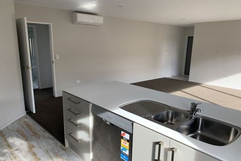 Photo of property in 17 Broadway Parade, Rolleston, 7615