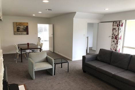 Photo of property in 39 Onslow Road, Khandallah, Wellington, 6035