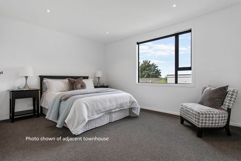 Photo of property in 37d Tawhiri Road, One Tree Hill, Auckland, 1061