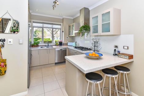 Photo of property in 4 Trecarne Street, Karaka, Papakura, 2113