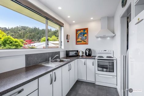 Photo of property in 10a Helvetia Grove, Naenae, Lower Hutt, 5011