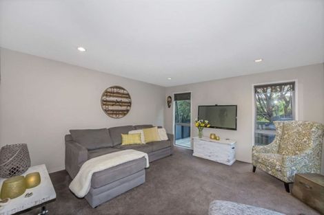 Photo of property in 4a Astrolabe Place, Gulf Harbour, Whangaparaoa, 0930