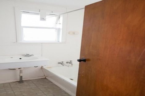 Photo of property in 236 Waddington Drive, Naenae, Lower Hutt, 5011