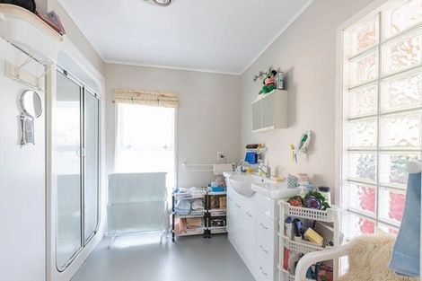 Photo of property in 16 Arohia Place, Snells Beach, 0920