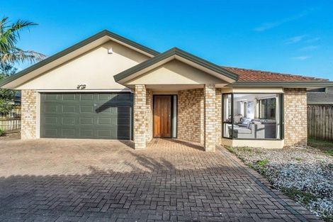 Photo of property in 11 Coleraine Place, East Tamaki, Auckland, 2016