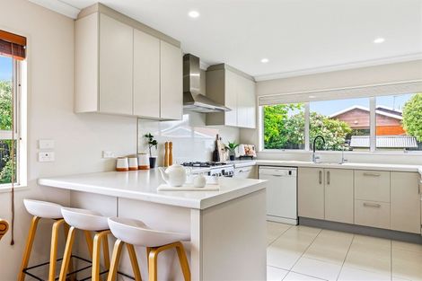 Photo of property in 12 Lodge Place, Ilam, Christchurch, 8041