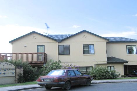 Photo of property in 10/6 Sunnydale Place, Oteha, Auckland, 0632
