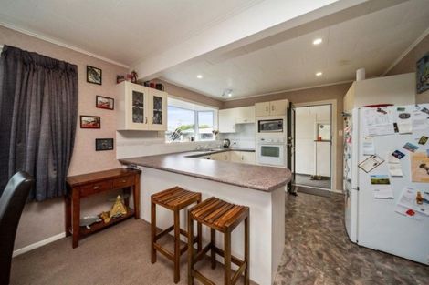 Photo of property in 116 Waihi Road, Hawera, 4610