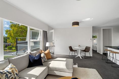 Photo of property in 6a Tallington Crescent, Torbay, Auckland, 0630