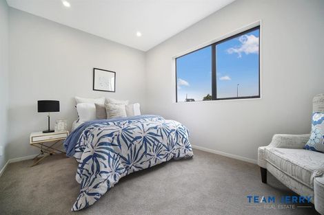 Photo of property in 21 Farranfore Road, Opaheke, Papakura, 2113