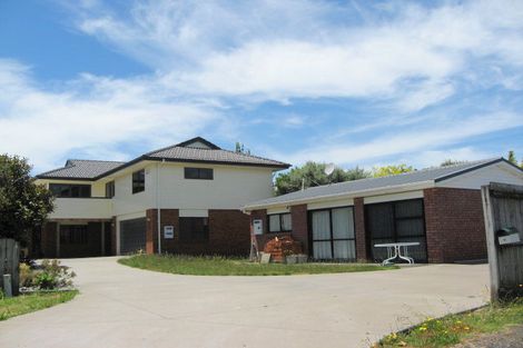 Photo of property in 10 Millen Place, Clarks Beach, 2122