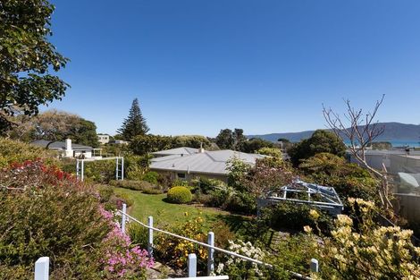 Photo of property in 3 Arthur Street, Paraparaumu Beach, Paraparaumu, 5032