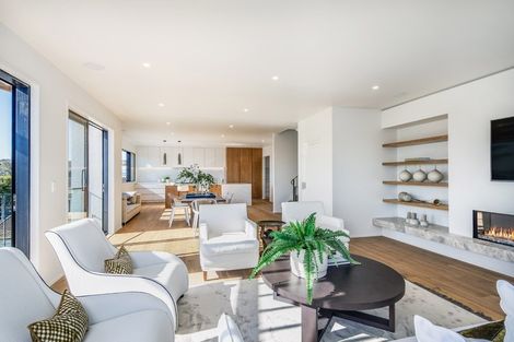 Photo of property in 2 Ronaki Road, Mission Bay, Auckland, 1071