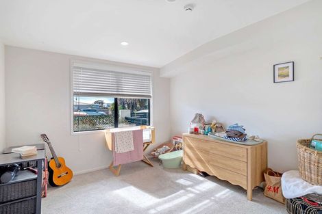 Photo of property in 2/388 Hibiscus Coast Highway, Orewa, 0931