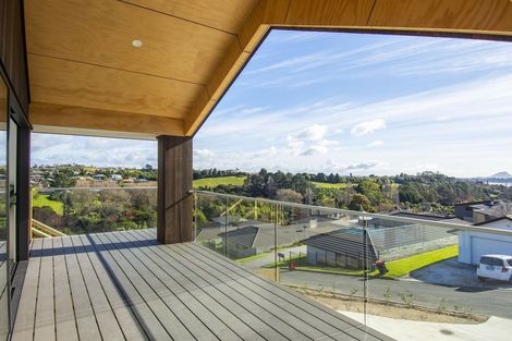 Photo of property in 6 Greenvale Place, Welcome Bay, Tauranga, 3112