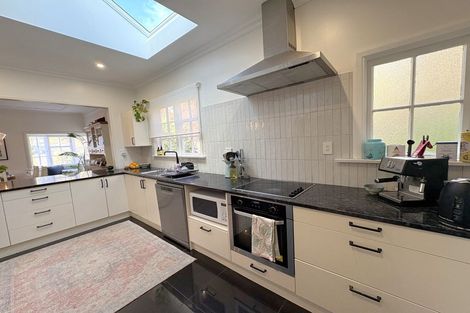 Photo of property in 26 Waitohu Road, York Bay, Lower Hutt, 5013