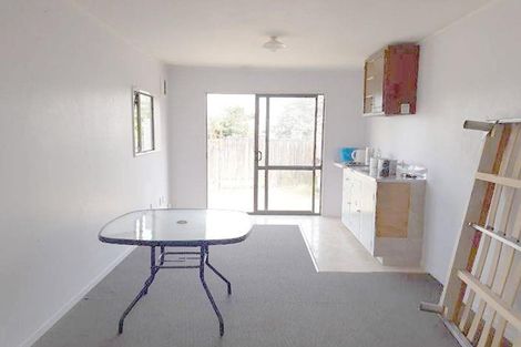 Photo of property in 15 Navigator Place, Papatoetoe, Auckland, 2025