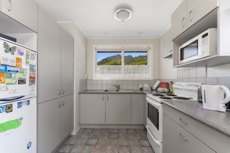 Photo of property in 18b Nelson Square, Picton, 7220