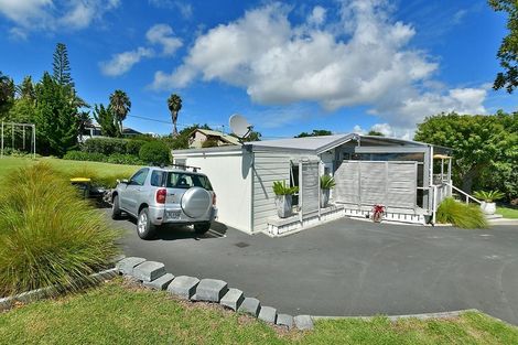 Photo of property in 1/142 Stanmore Bay Road, Stanmore Bay, Whangaparaoa, 0932