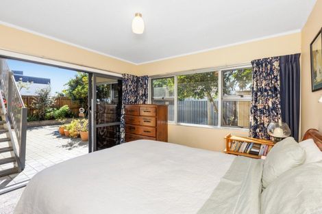 Photo of property in 3 James Street, Westshore, Napier, 4110