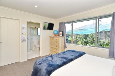 Photo of property in 17 Sincock Place, Kaiapoi, 7630