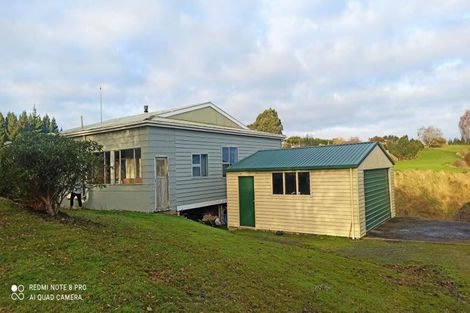 Photo of property in 28 Milton Highway, Balclutha, 9272