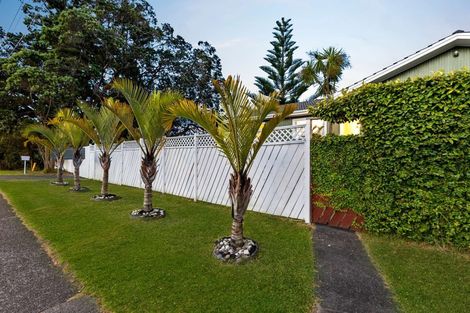 Photo of property in 83 Rangatira Road, Beach Haven, Auckland, 0626