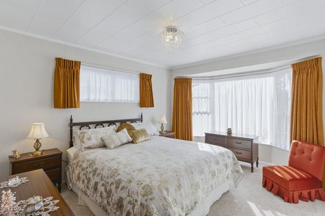 Photo of property in 2 Gabriel Street, Raumati Beach, Paraparaumu, 5032