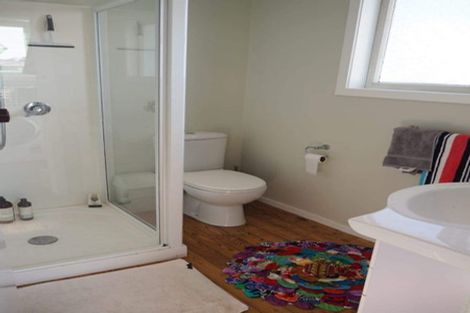 Photo of property in 839b Whangaparaoa Road, Manly, Whangaparaoa, 0930