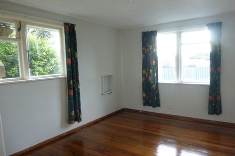 Photo of property in 12 Temuera Street, Otaki, 5512