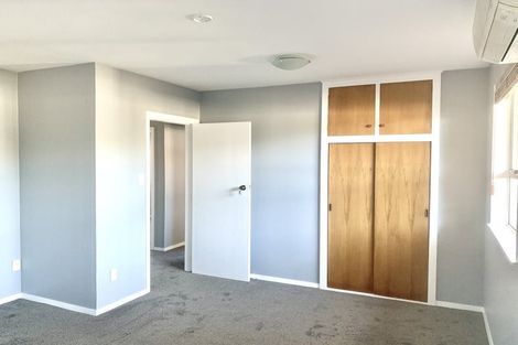 Photo of property in 2/166 Avonhead Road, Avonhead, Christchurch, 8042