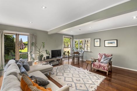 Photo of property in 28 Hona Street, Waikanae Beach, Waikanae, 5036