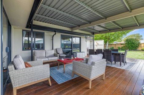 Photo of property in 444a Bower Avenue, Parklands, Christchurch, 8083