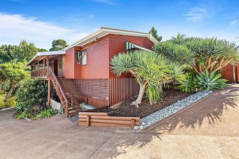 Photo of property in 1/76 Glamorgan Drive, Torbay, Auckland, 0630