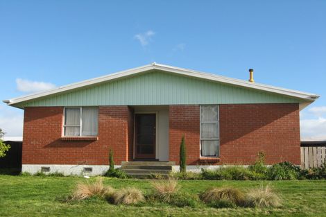 Photo of property in 6 Kinross Street, Levin, 5510