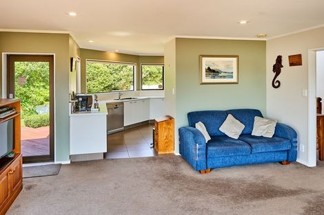 Photo of property in 50 Molyneux Close, Whitby, Porirua, 5024